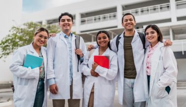 More medical students want more than an MD