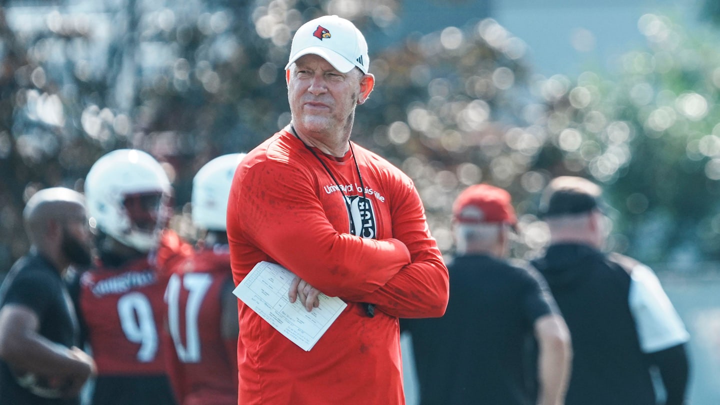 predicting football's record, CFP odds, hoops near history