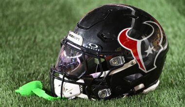 Texans Predicted to Dump Former Chiefs Super Bowl Champion