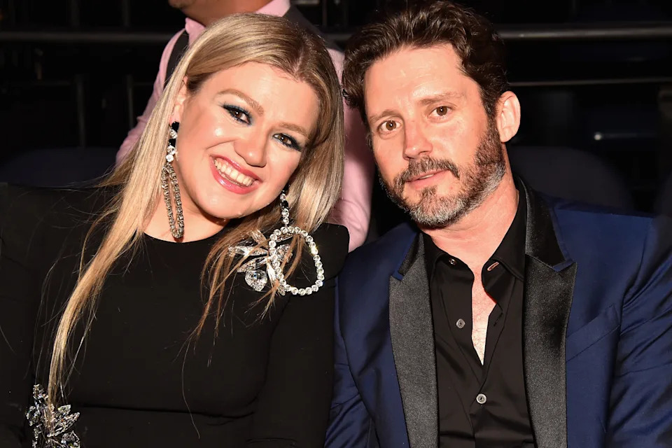 Kelly Clarkson and Brandon Blackstock attend the CMT Music Awards at Bridgestone Arena in Nashville, June 6, 2018.