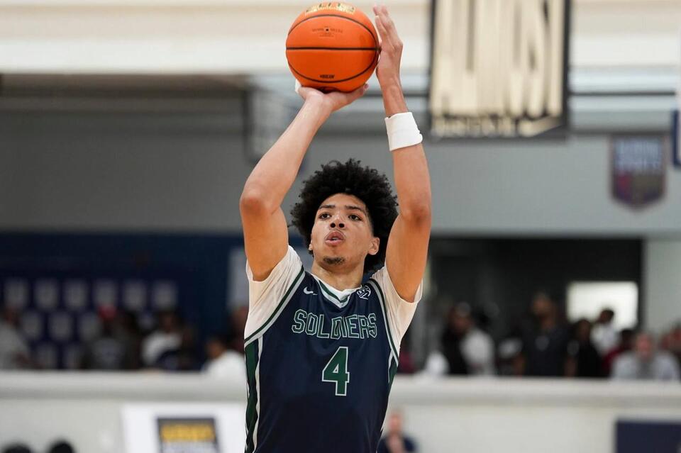 Major Factors That Make Tyran Stokes a Can’t-Miss 2026 Prospect for Kentucky, Explained by Expert