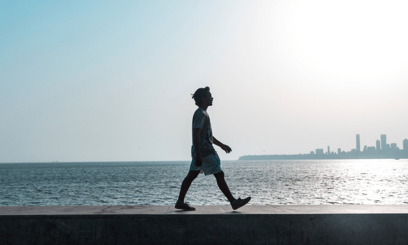 Tired of walking 10,000 steps a day? A new study says 7,000 is just as good - Culture