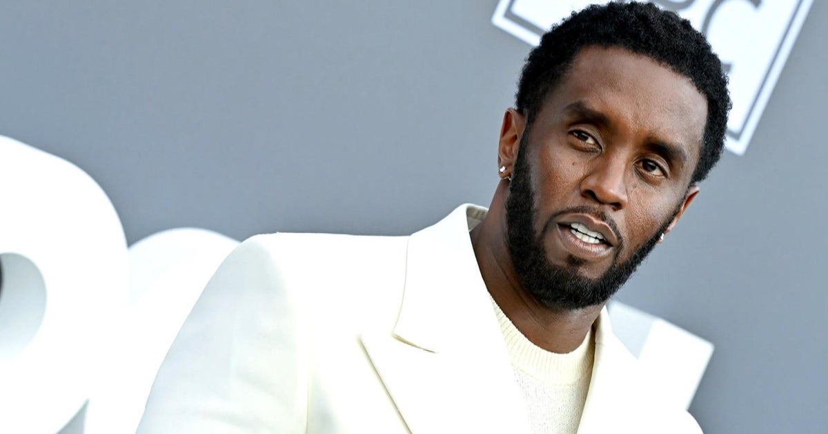 Prosecutors seeking long prison term for Sean "Diddy" Combs and opposing bail