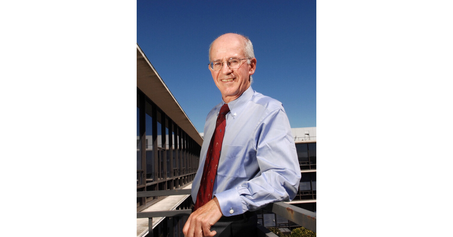 Costs of Care and The Leapfrog Group Now Accepting Nominations for the Annual Steven Schroeder Award for Outstanding Healthcare CEO