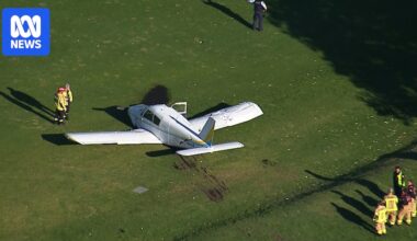Two people escape injury after light plane crash lands on golf course in Sydney's Northern Beaches