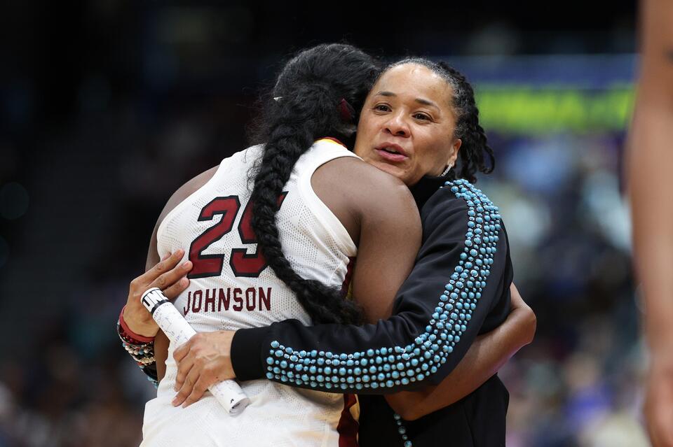 “Almost Like You’re Giving Birth”: When Dawn Staley Opened Up On Rare Bond With Players Using An Unexpected Comparison