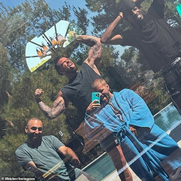 The Biebers' abode boasts seven bedrooms and 10 bathrooms, according to Realtor.com