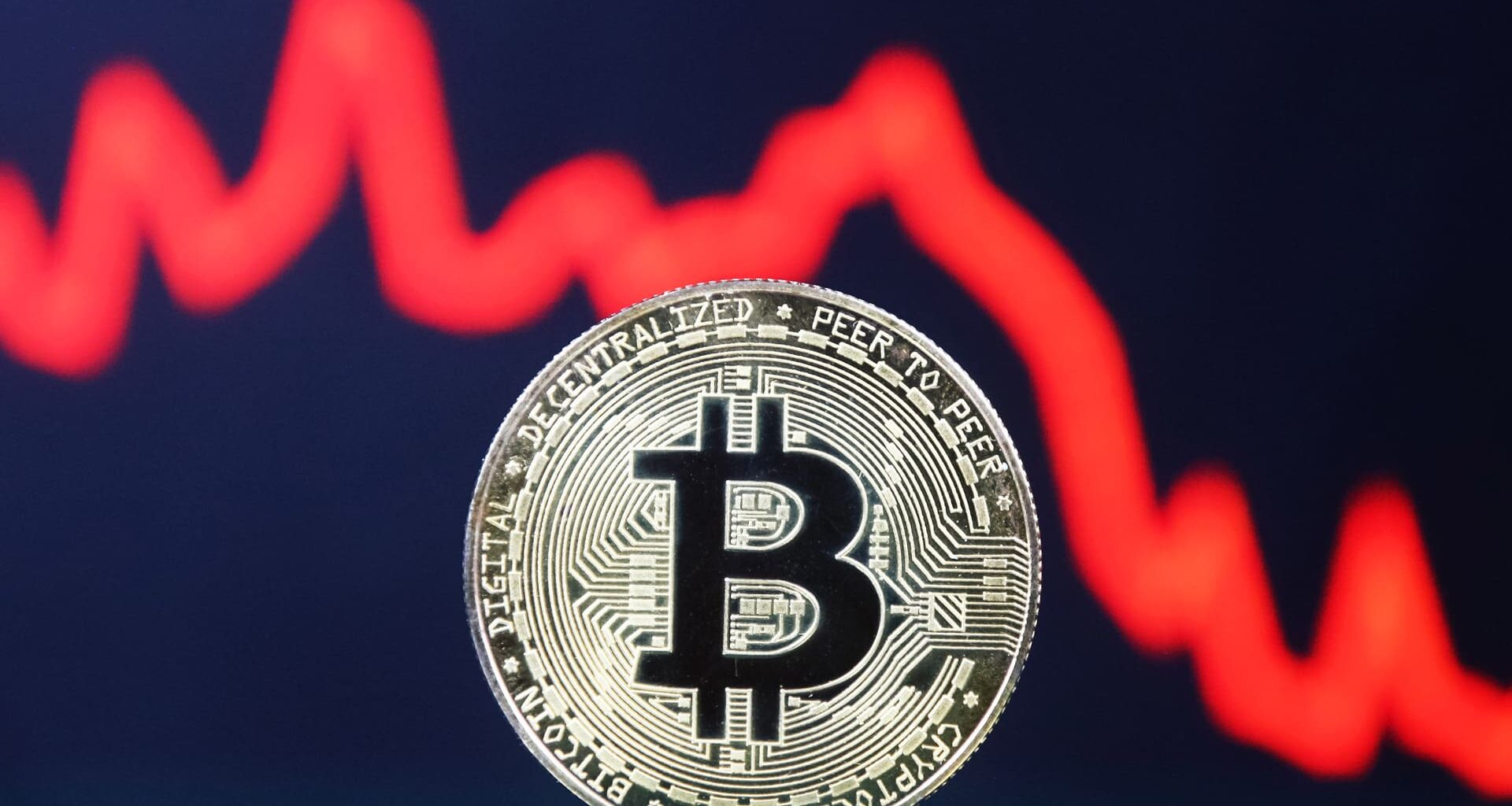 Bitcoin sinks to $115,000 after hitting its newest record, as macro concerns spark liquidation wave