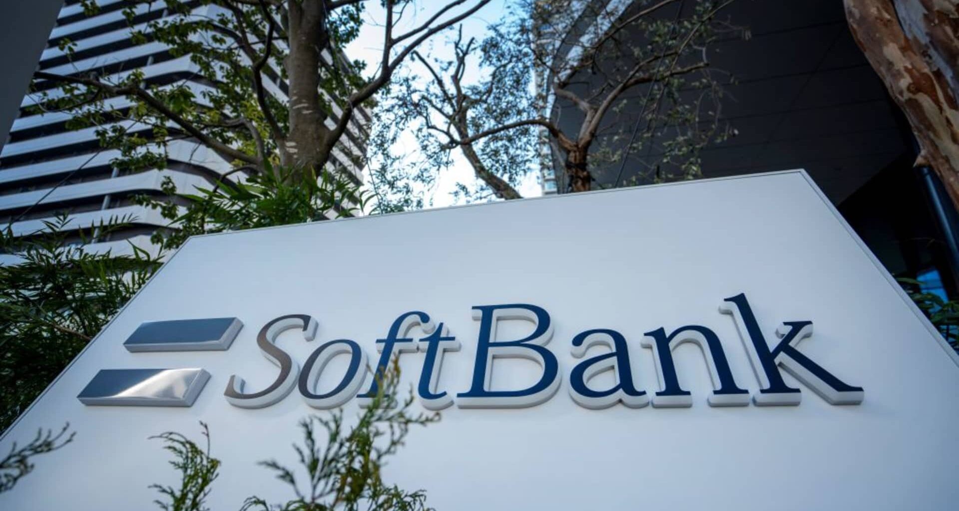 SoftBank selects banks for U.S. IPO of payments app PayPay, Reuters reports