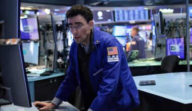 Stock market today: Live updates