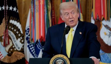 Trump warns says tariffs are 'huge positive' for stock market