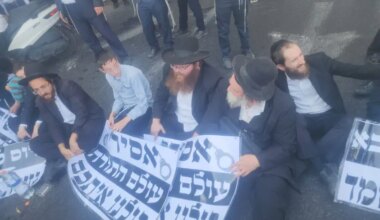 Haredi protests intensify, as demonstrations and a fast are planned