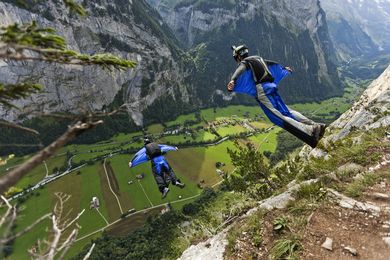 base jumping