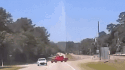 Meteorite older than Earth smashes house roof in Georgia; scientists trace rock to asteroid belt - video
