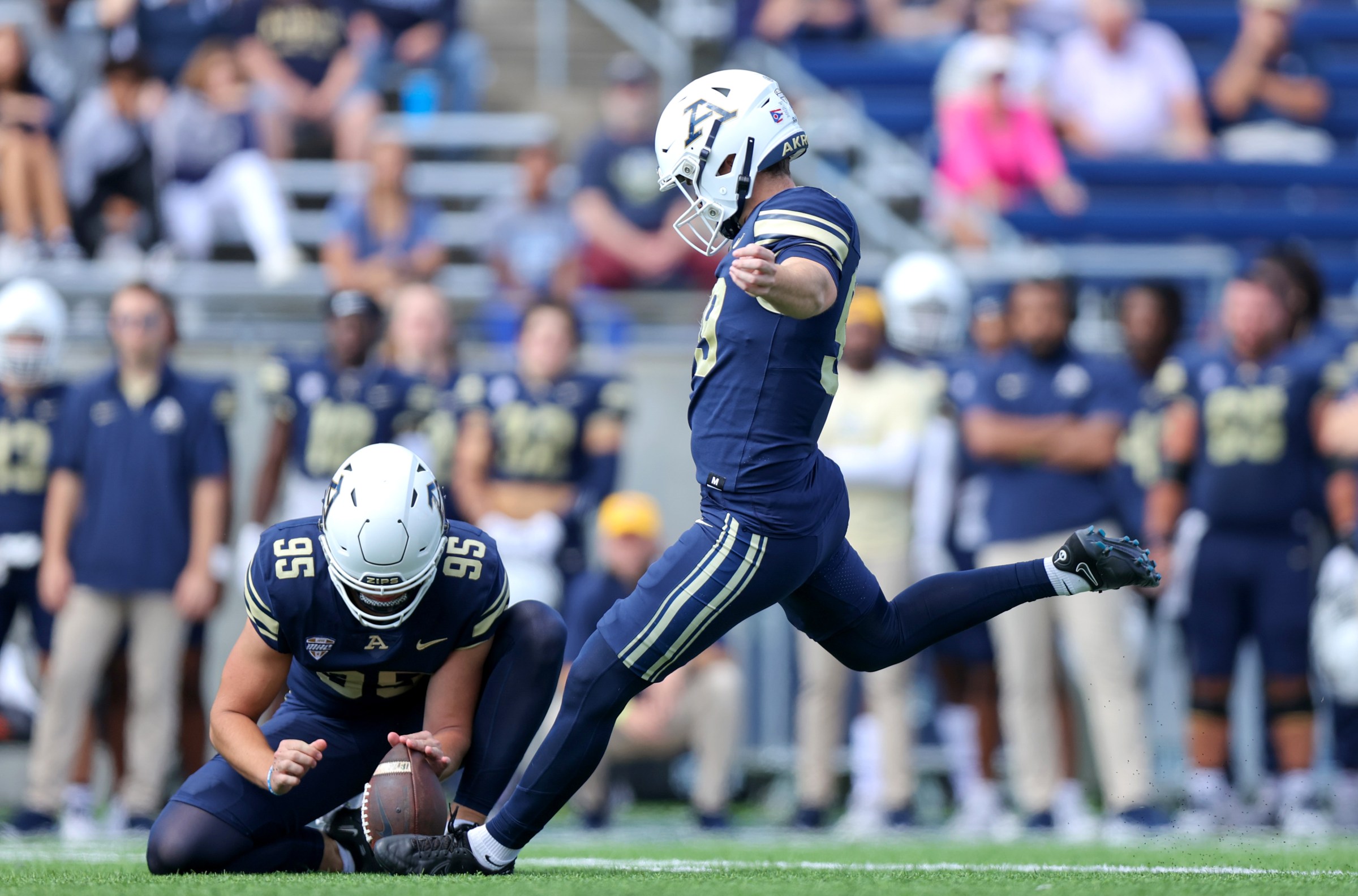COLLEGE FOOTBALL: SEP 30 Buffalo at Akron