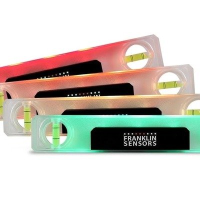 A Torpedo Level That Changes Color When It's Level or Plumb