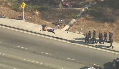 Driver switches cars during dangerous, high-speed chase in East Los Angeles