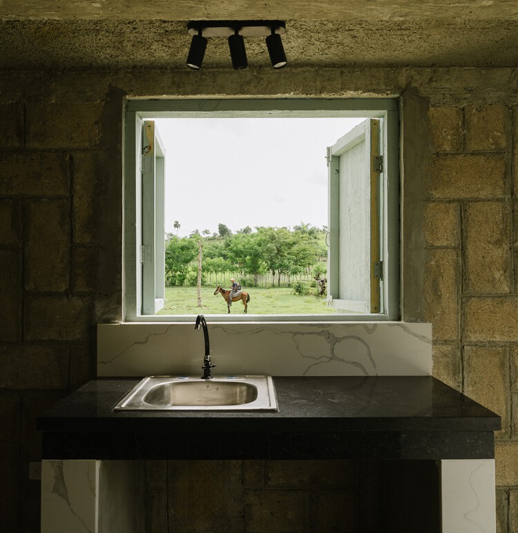Teacher's House / Øblicuo  - Image 4 of 23