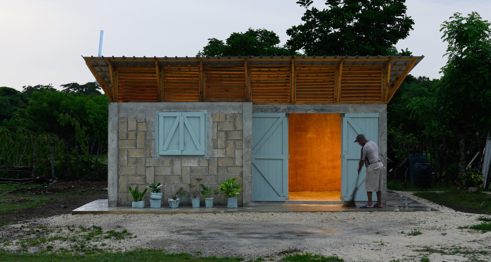 Teacher's House / Øblicuo | ArchDaily
