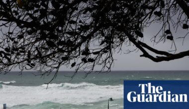 Residents warned of potential ‘major flooding’ and damaging surf in NSW after wild weekend weather | Australia weather