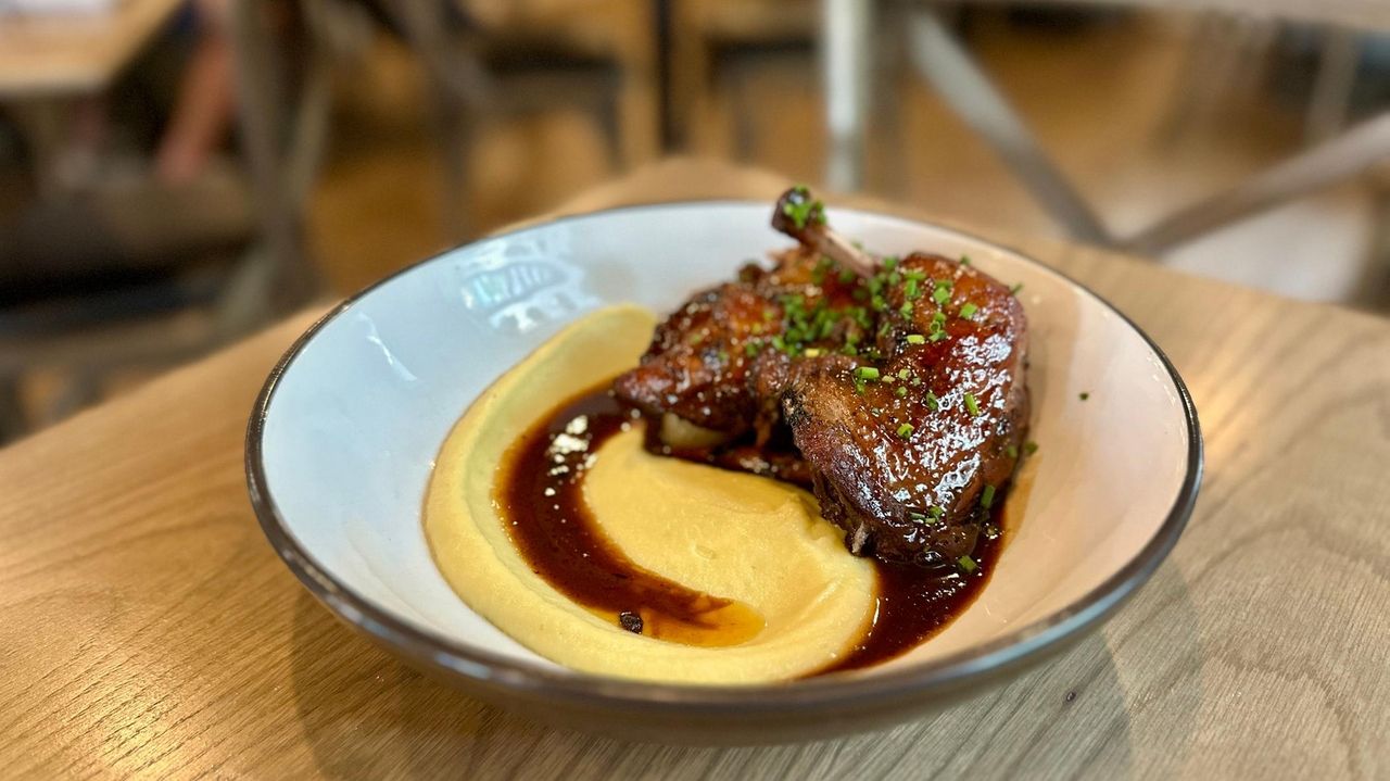 La Plage Bistro opens in Bellport