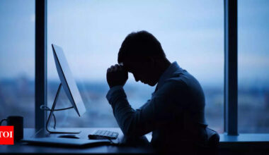 Indian professional worked in US firms for decades, nearly died of stress-- Asks “Was that paycheck worth it?" |