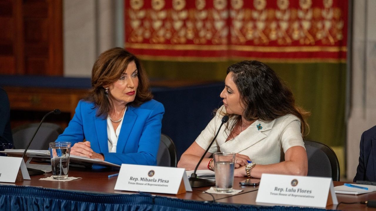 Hochul: If Texas redistricts, New York will too