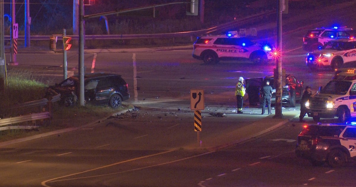 Vaughan crash kills 1, sends 10 to the hospital