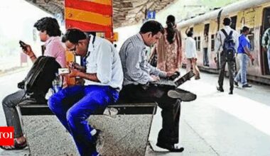 Phone in pants pocket, laptop on lap may affect sperm count: Calcutta University study | Kolkata News