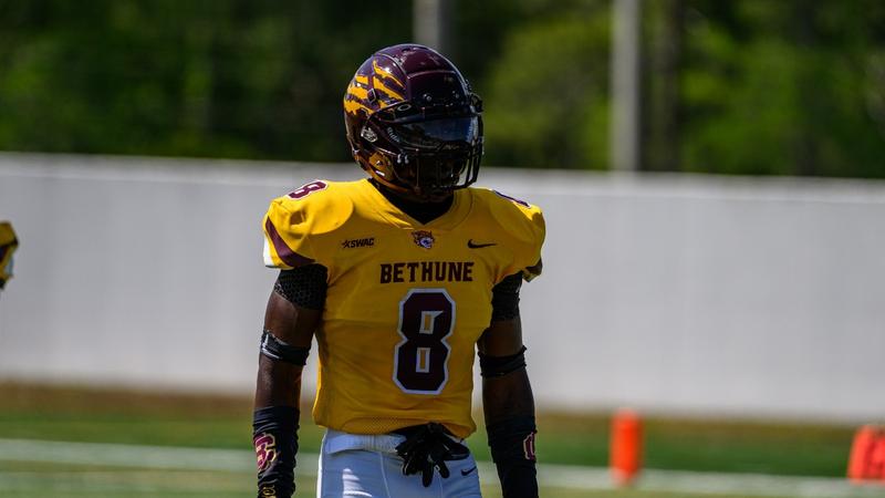 Harris III Appears on Aeneas Williams Award Preseason Watch List