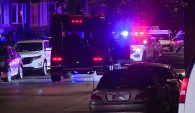 Philadelphia officer dragged during traffic stop, driver arrested after barricade