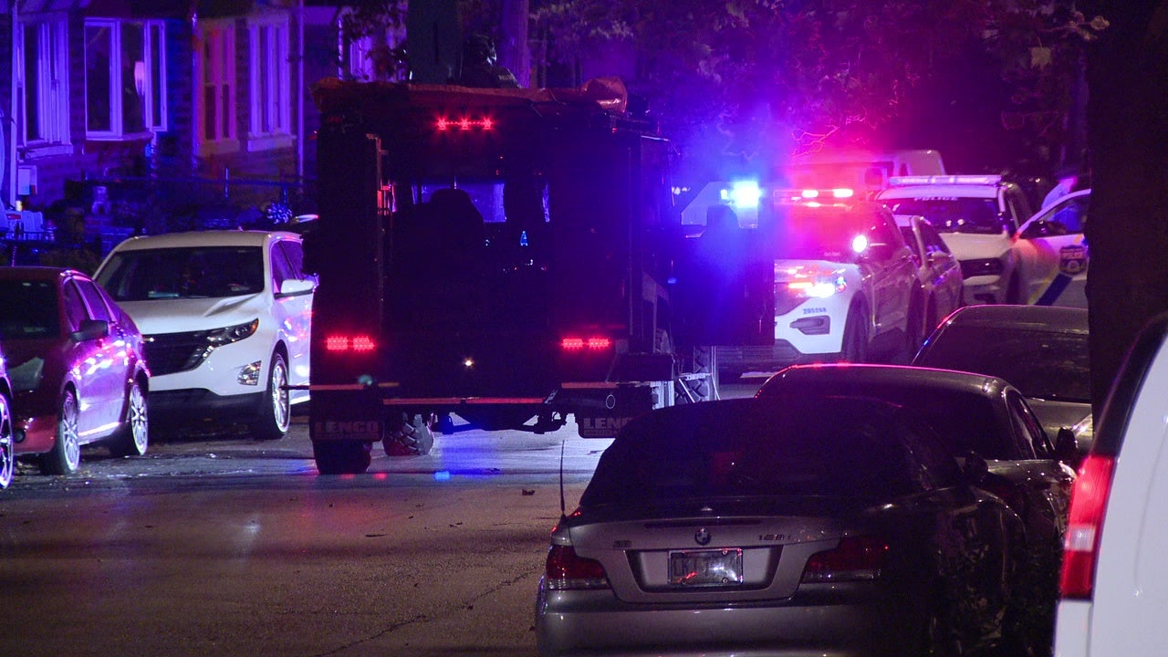 Philadelphia officer dragged during traffic stop, driver arrested after barricade
