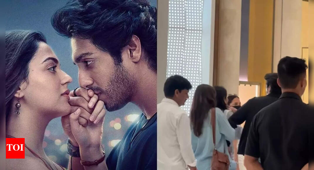 Ahaan Panday and Aneet Padda spark dating rumours; 'Saiyaara' couple spotted TOGETHER on day out - VIRAL VIDEO | Hindi Movie News
