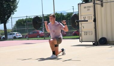 Outdoor ‘fit box’ brings gym-style workouts to Navy in Naples