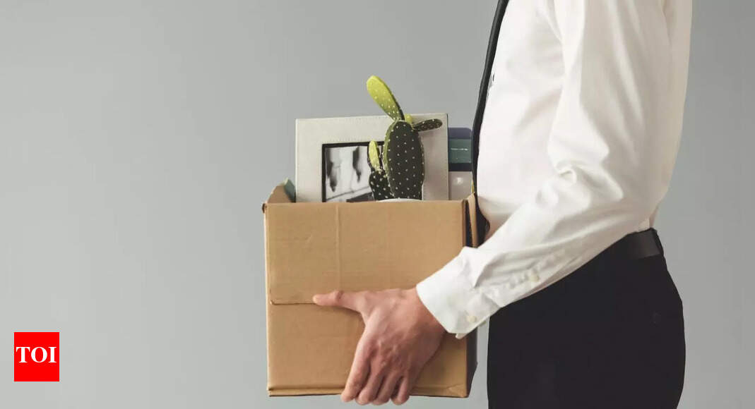 What? Man gets praise email at work — Hours later, he was fired