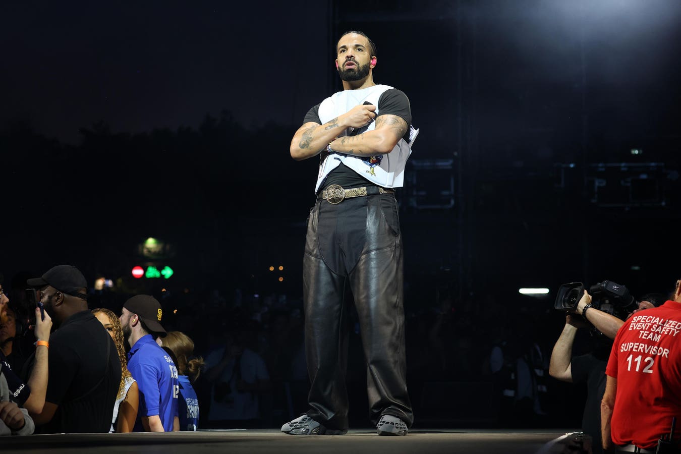 Drake Debuts His Latest Superstar Collaboration At No. 1