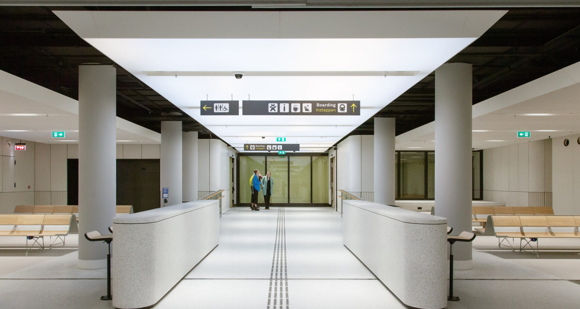 UK Terminal Amsterdam Centraal Station / Superimpose Architecture + architectural studio ZJA