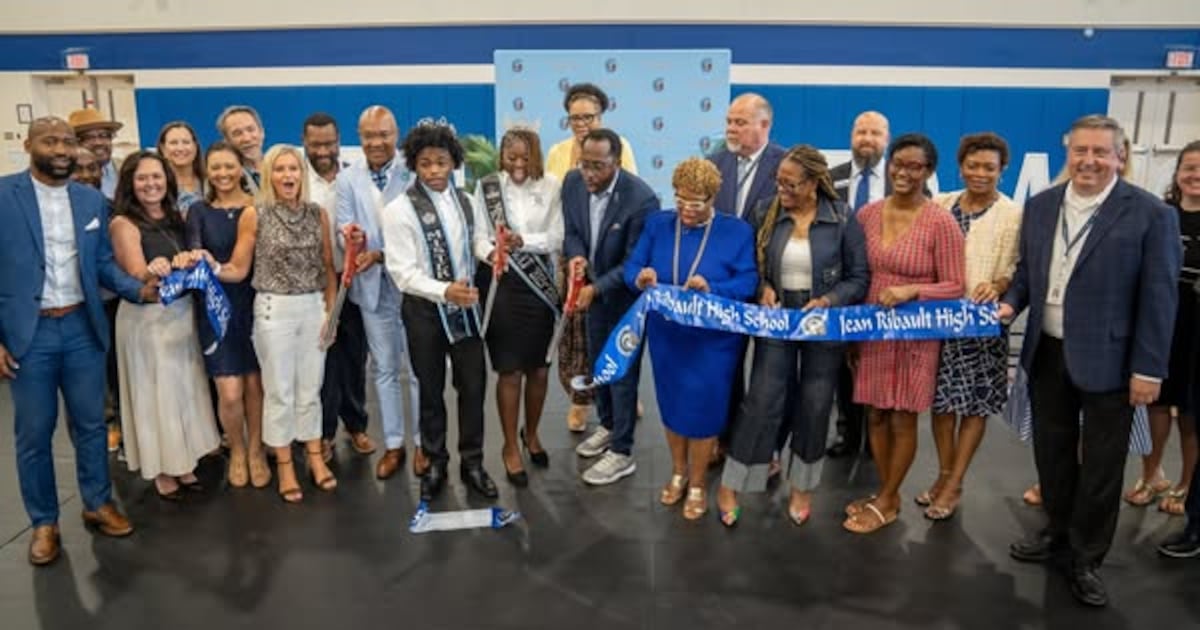 Jean Ribault High School opens with state-of-the-art facilities, funded by half-cent sales tax