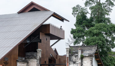 Renovation of Anren Liaowei Mansion Anren Tourist Center / Atelier Li Xinggang