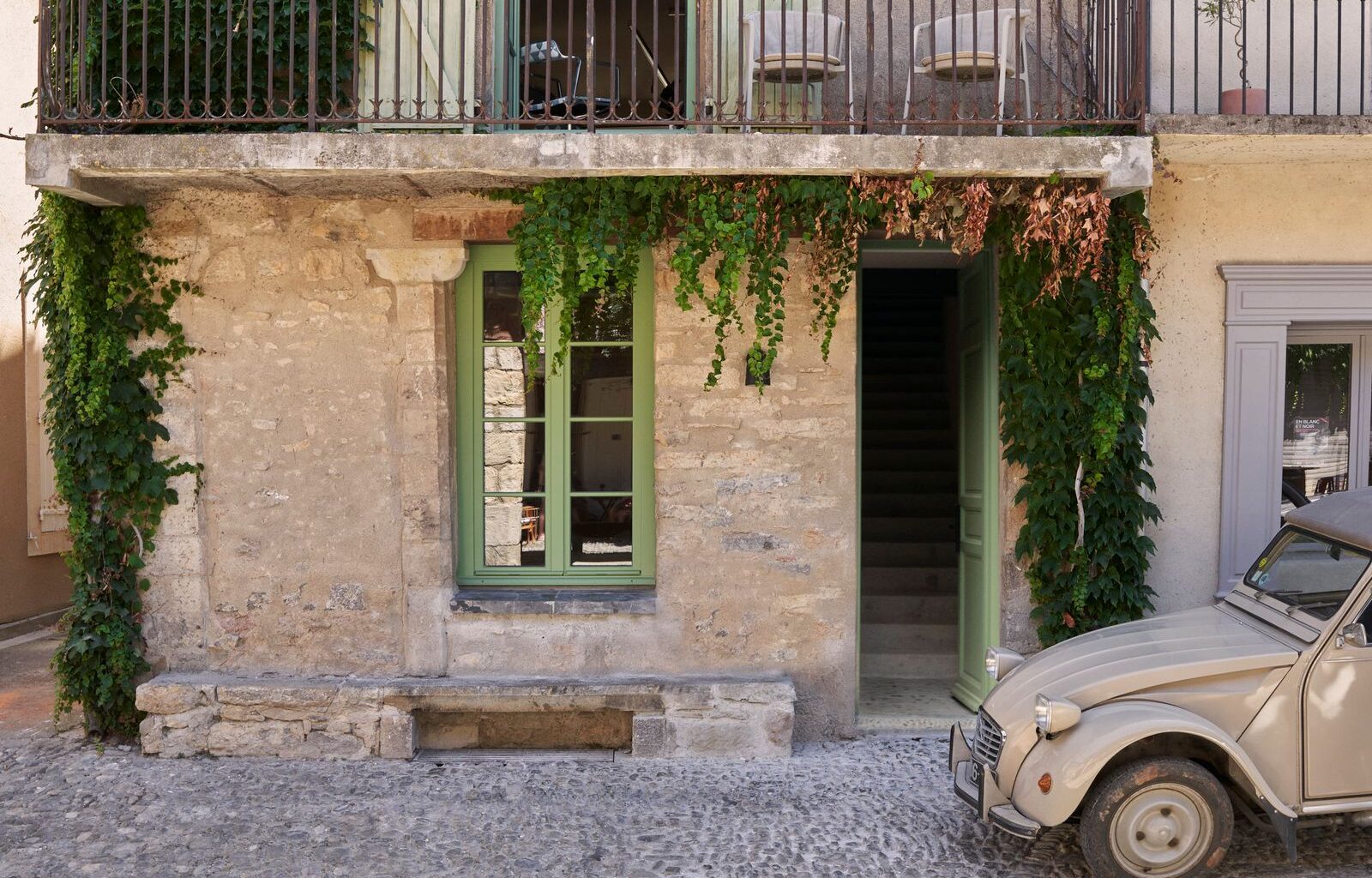 Steel Elements Bring a Sheen to This 1300s French Townhouse