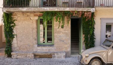 Steel Elements Bring a Sheen to This 1300s French Townhouse