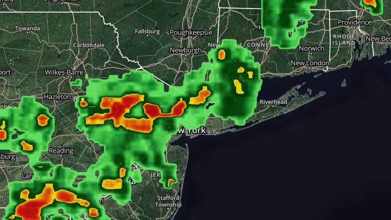 JFK, LaGuardia reporting ground stops, delays due to thunderstorms in NYC area, moving through Long Island