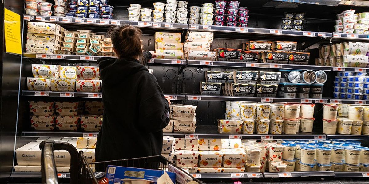 Key Inflation Indicator Comes in ‘Scorching Hot’ Just as Trump Tariffs Hit