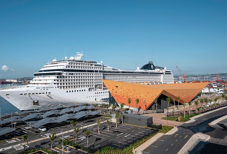Nelson Mandela Cruise Terminal / Elphick Proome Architecture + Vusa Collaborative - Exterior Photography