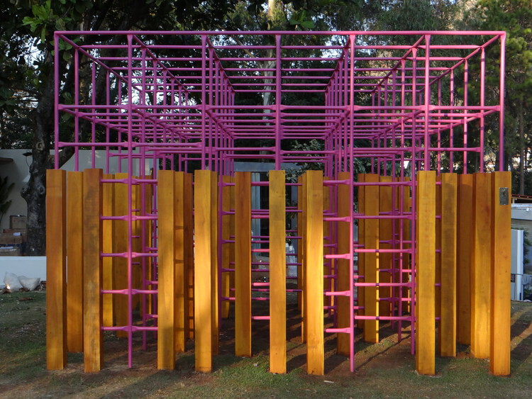 Evolving Urban Playgrounds: 5 Design Strategies and 31 Projects Around the Globe - Image 27 of 39