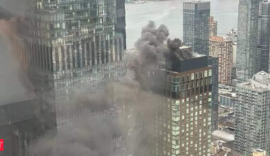 nyc explosion: NYC fire highlights growing U.S. fire crisis: 46 large fires burn across America