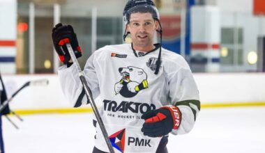 An update on Evgeny Kuznetsov’s contract negotiations a month and a half into free agency