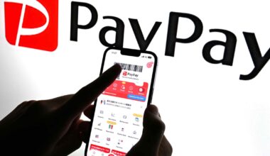 SoftBank-owned PayPay app applies to go public in US - Nikkei Asia