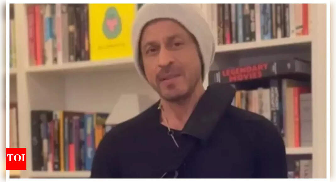 Shah Rukh Khan shares health update after a concerned fan inquires about his shoulder; says, 'It's healing' |