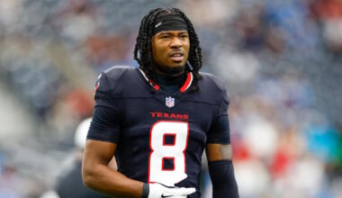 Eagles-Texans trade: Philadelphia lands WR John Metchie III, sends TE Harrison Bryant to Houston, per report
